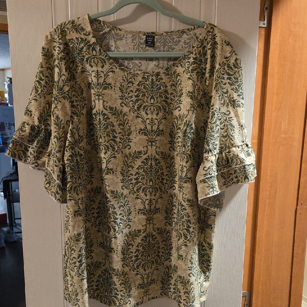 SHEIN Cream Blouse with Green Damask Print and Ruffle Sleeves